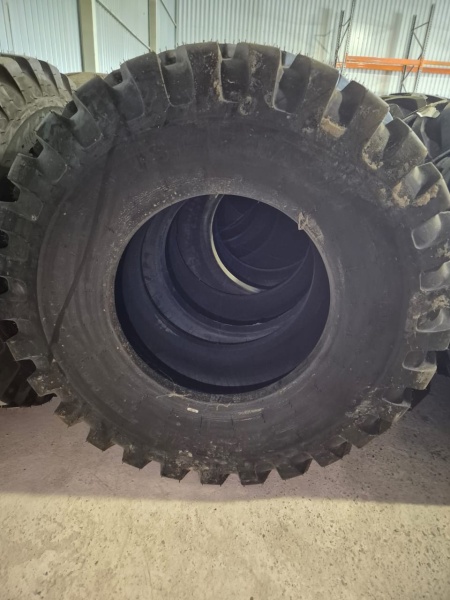 Пневматическая шина 17.5-25 / PR20 Starmaxx SM-70 181 A2 L3 TL