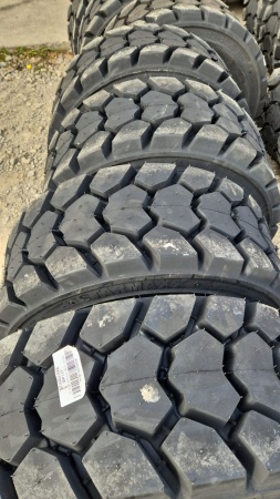 Пневматическая шина 12-16.5 / PR14 Starmaxx SM-I40 147 A3 TL