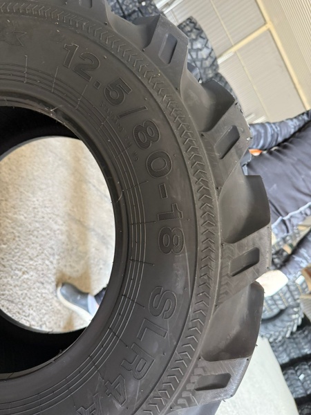 Пневматическая шина Roadhiker 12.5 80-18 14PR TL R-4 SLR4A