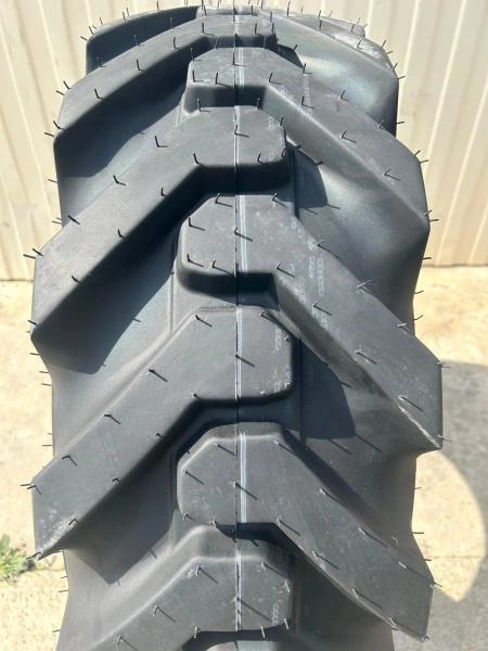 Пневматическая шина 12.5/80-18 / PR14 GTK LD90 146 A8 TL INDUSTRIAL