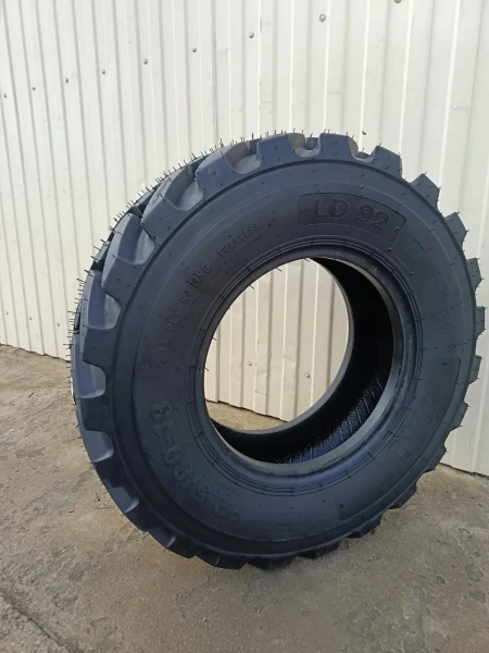 Пневматическая шина 12.5/80-18 14PR TL LD92 INDUSTRIAL TYRE