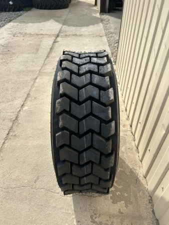 Пневматическая шина 10-16.5 / PR12 OZKA KNK65 TL