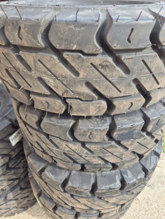 Цельнолитая шина SL 609 16х6-8 (4.33) Starmaxx SOLID MAX N без бурта