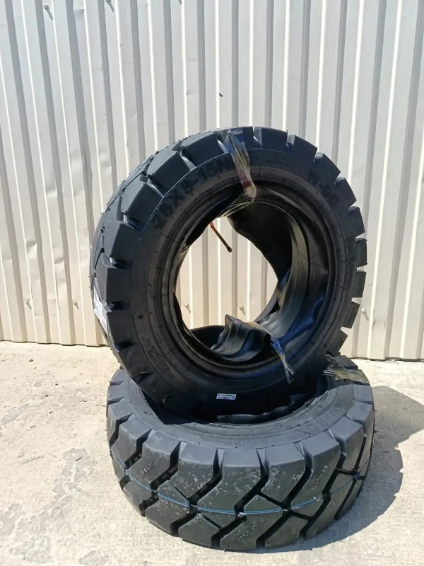 Шинокомплект ROADHIKER 8.15-15 (28x9-15) 14PR TTF NHS W-9C 146/141 A5