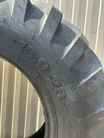 Пневматическая шина 16.9-28 / PR14 GTK LD90 156 A8 TL INDUSTRIAL