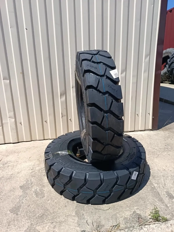 Шинокомплект ROADHIKER 7.00-12 12PR TTF NHS W-9C 138/132 A5