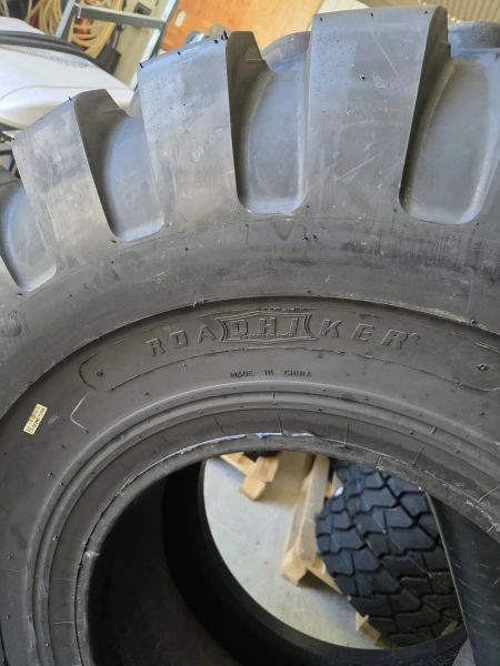 Шинокомплект ROADHIKER 23.5-25 24PR TTF E-3/L-3 W-2 196А2/180B