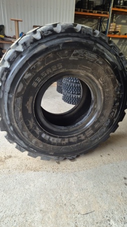 Пневматическая шина 23.5R25 Starmaxx StxL31 ** 201 A2/185 B L-3/E-3 3STD T